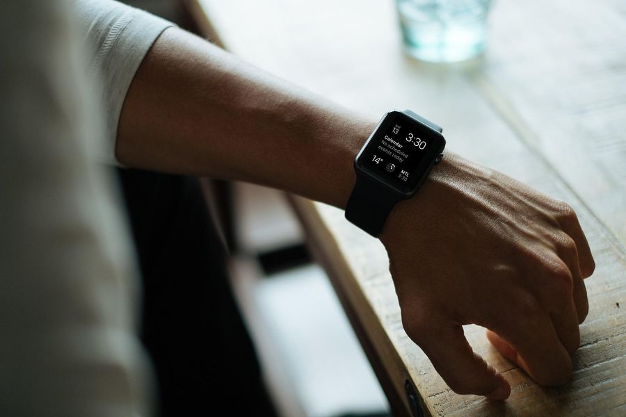 Apple priprema neinvazivnu metodu s Apple Watchom koji mjeri glukozu u krvi