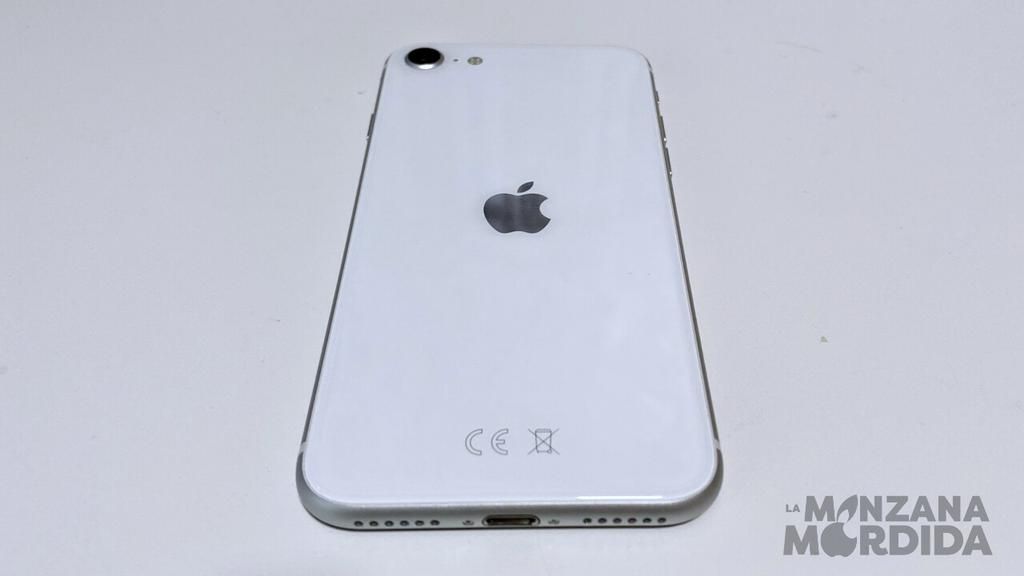 iPhone SE 2020 putih