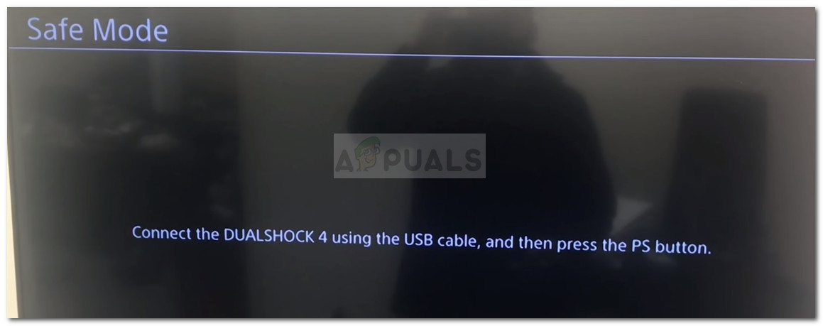 Liitä Dualshock-ohjain PS4: ään USB-kaapelilla