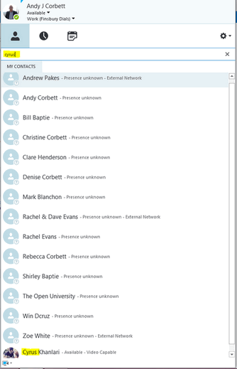 Skype Empresarial muestra nombres incorrectos para los contactos