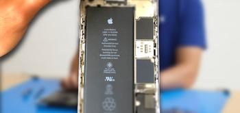 Ovo su iznutrice novog iPhonea XS gdje je ugrađena obnovljena baterija