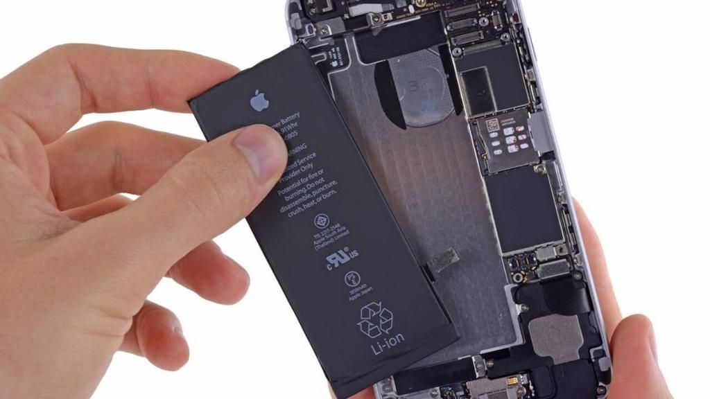 iPhone 7의 배터리 문제? 이것은 바꾸기 어렵다