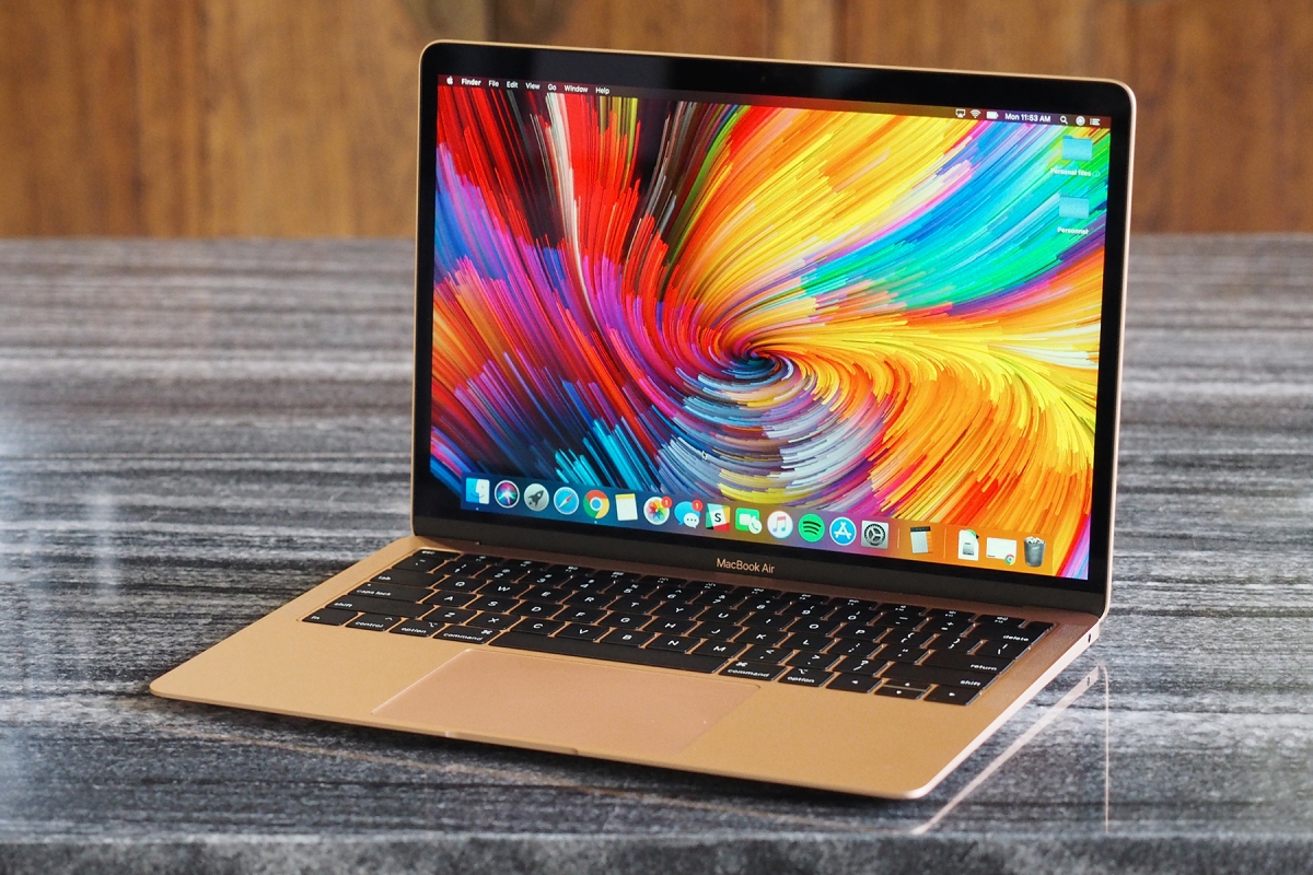 Novi model MacBook Air, ki je bil opažen na GeekBenchu, je opremljen s procesorjem i7