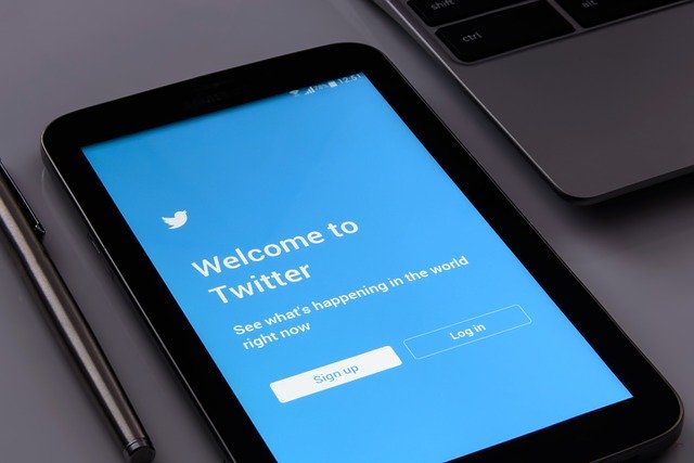 Twitter Hack 2020 atjauninājums: vēl viens pusaudzis aiz masveida uzbrukuma