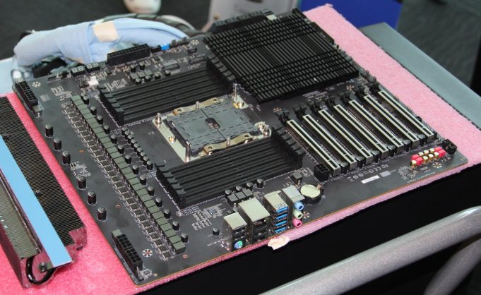 Chipset X599