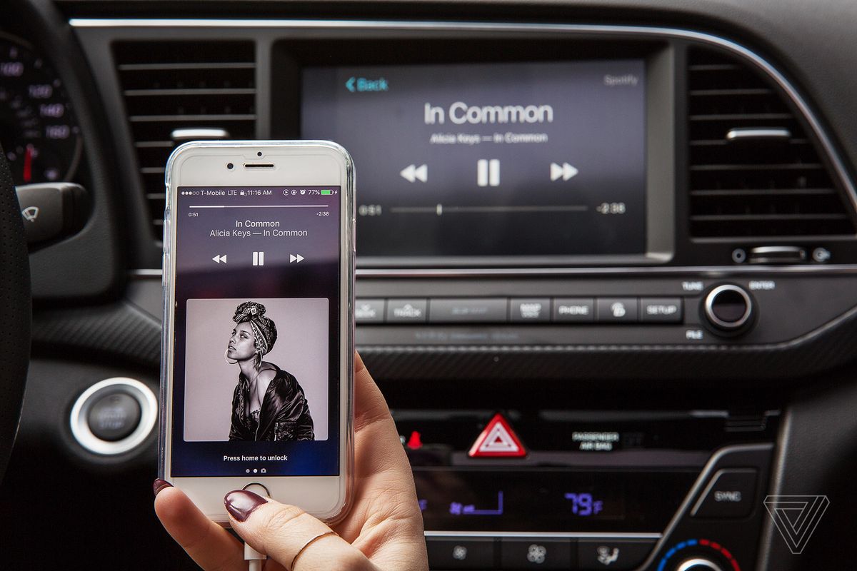 Spotify Araç Güvenliği Bluetooth Arayüzünü Test Ediyor Ve Araç ve Ev Sistemlerini Ayırt Edemiyor