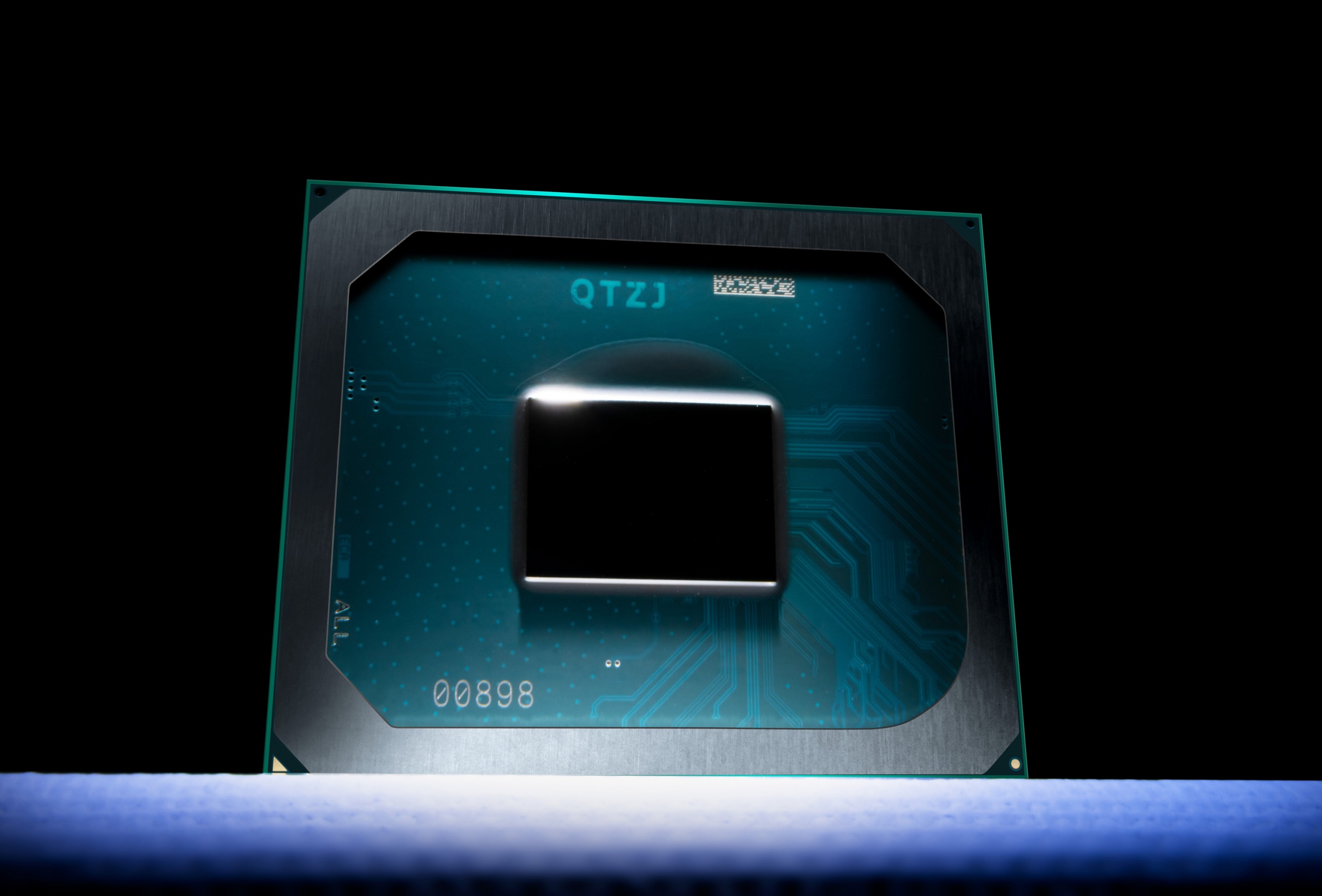 Intel for å skynde produksjonen av 11. generasjons Rocket Lake-prosessorer for å slå ZEN 3 Cezanne AMD Ryzen 5000 prosessorer på skrivebordet?